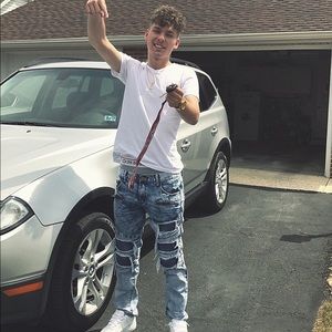 Meet your Posher, Nich